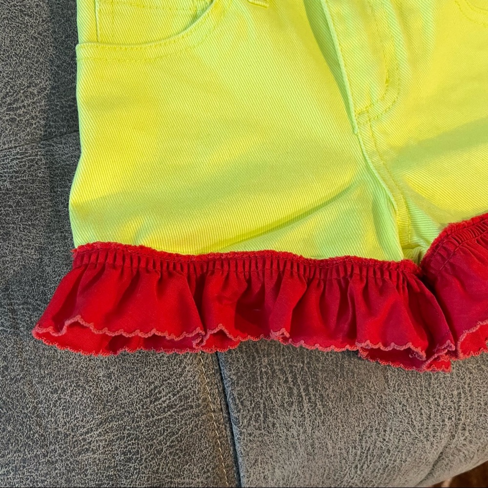 Little Girls Ruffle Jean Shorts - Picture 4 of 5